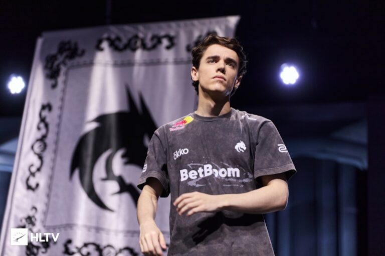 CS2 pro players in action during a BLAST Bounty match