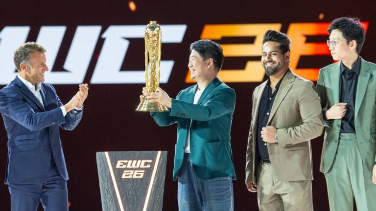 Team Spirit und AG.AL feiern ihre Titel beim Esports World Cup 2026