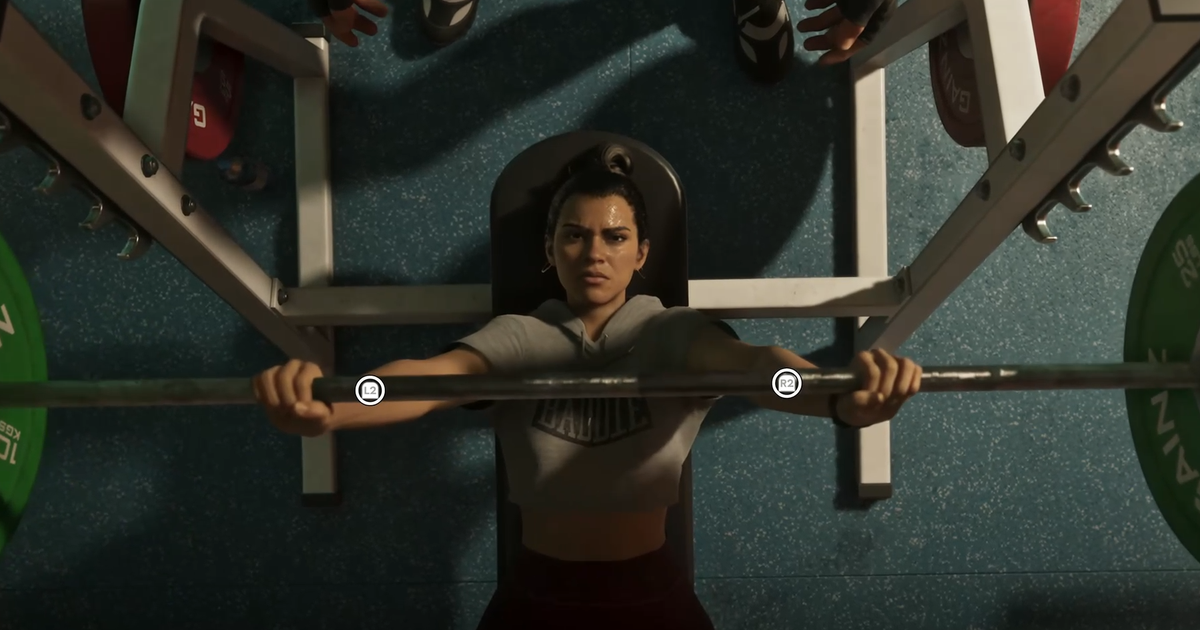 Lucia stemmt im Fitnessstudio Gewichte in einer Szene aus GTA 6