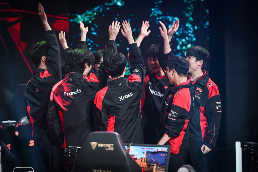Team-Grafik von Nongshim RedForce beim VCT Pacific Upper-Semifinale 2026