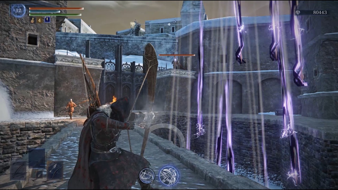 Screenshot aus dem Nightreign-Mod zeigt Kampf in der vereisten Stadt Eleum Loyce mit lila leuchtenden Fallen und Nightreign-HUD.